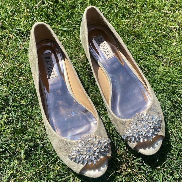 Badgley Mischka Taft Metallic Leather Rhinestone Open Toe Flat Size 8 Platino - Picture 9 of 16